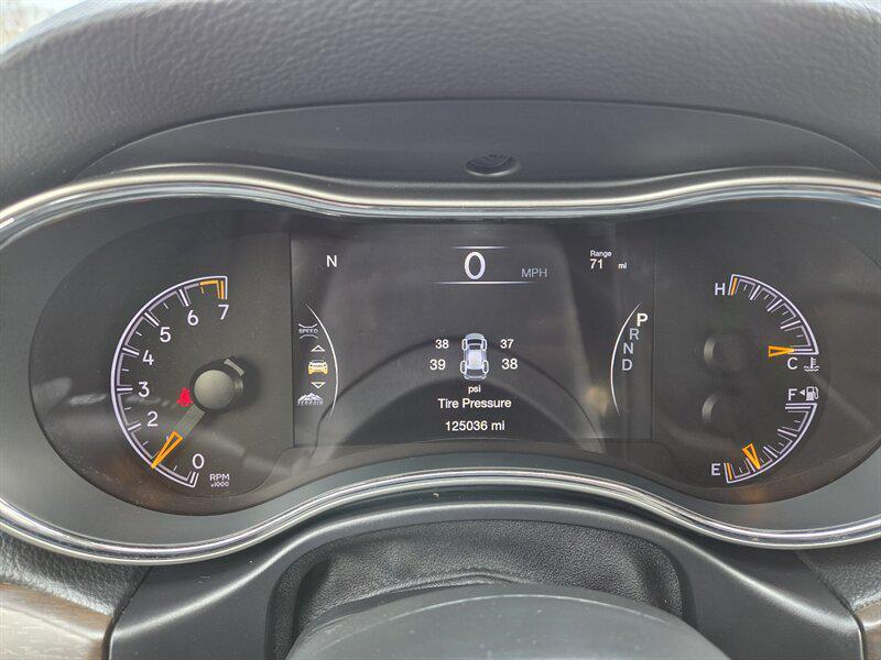 used 2016 Jeep Grand Cherokee car, priced at $14,995