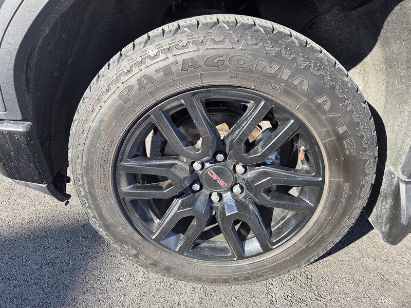 used 2021 GMC Sierra 1500 car, priced at $30,995