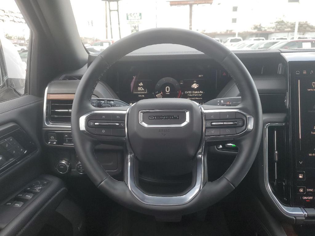 used 2025 GMC Yukon car, priced at $70,439