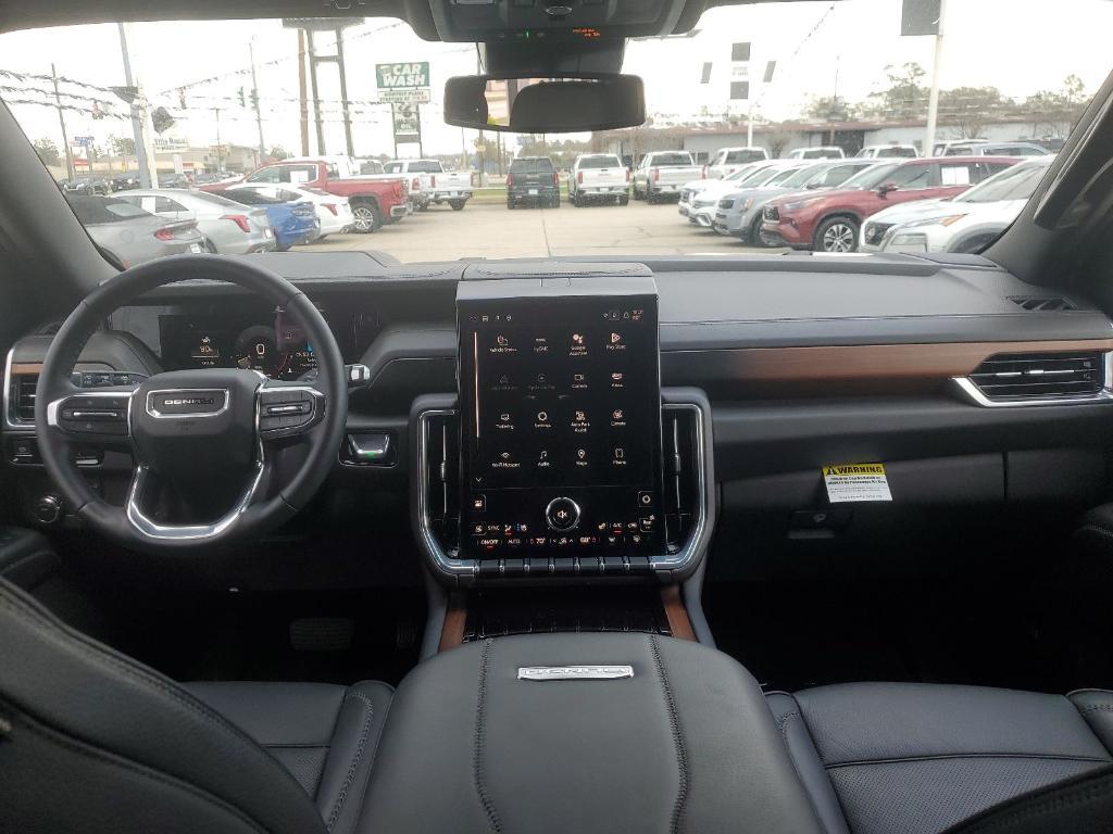 used 2025 GMC Yukon car, priced at $70,439