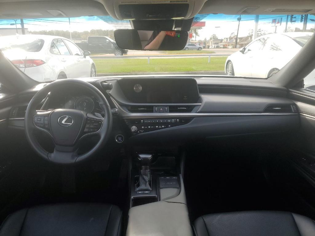 used 2021 Lexus ES 300h car, priced at $29,664