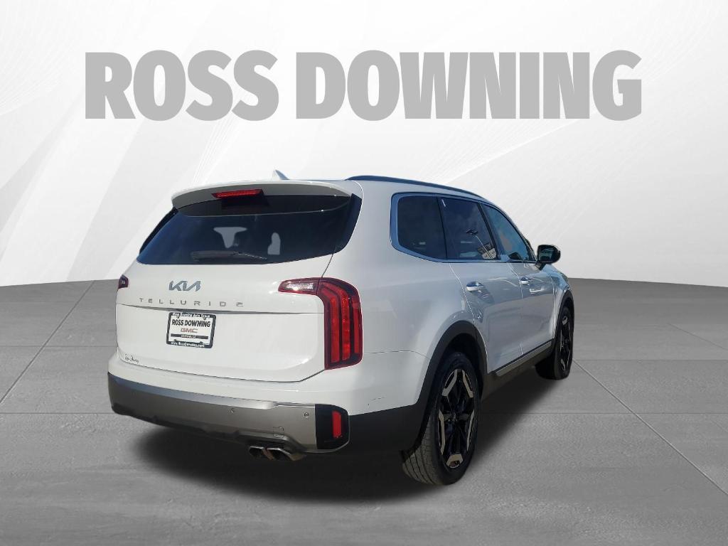 used 2025 Kia Telluride car, priced at $33,368