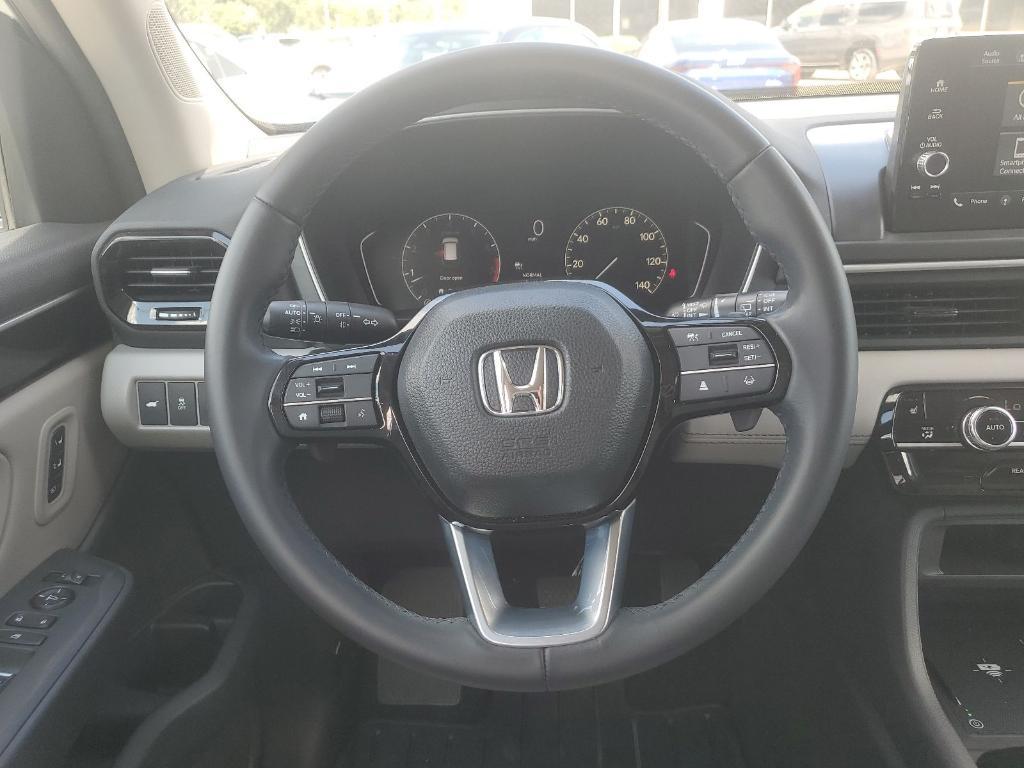 used 2024 Honda Pilot car, priced at $38,662