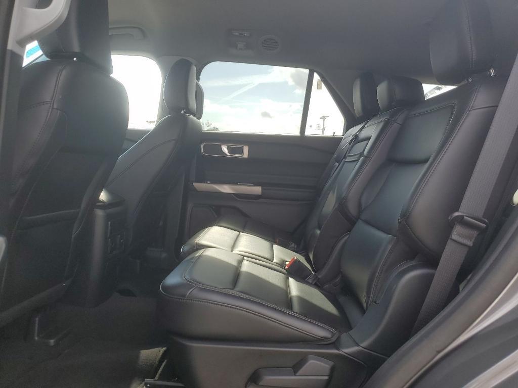 used 2024 Ford Explorer car, priced at $27,645