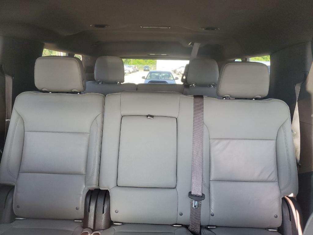 used 2022 Chevrolet Suburban car, priced at $32,553