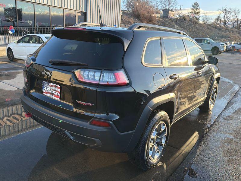 used 2019 Jeep Cherokee car, priced at $14,495