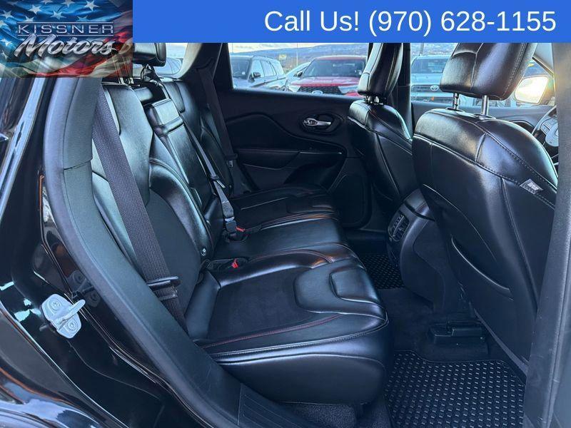 used 2019 Jeep Cherokee car, priced at $14,408