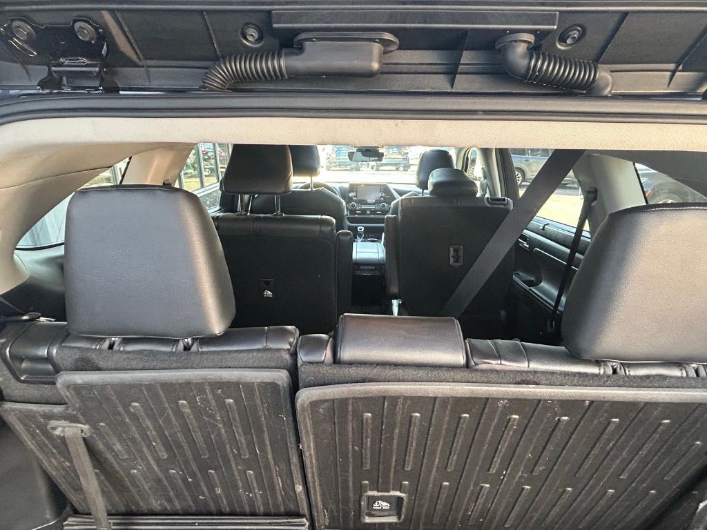 used 2021 Toyota Highlander car, priced at $30,924