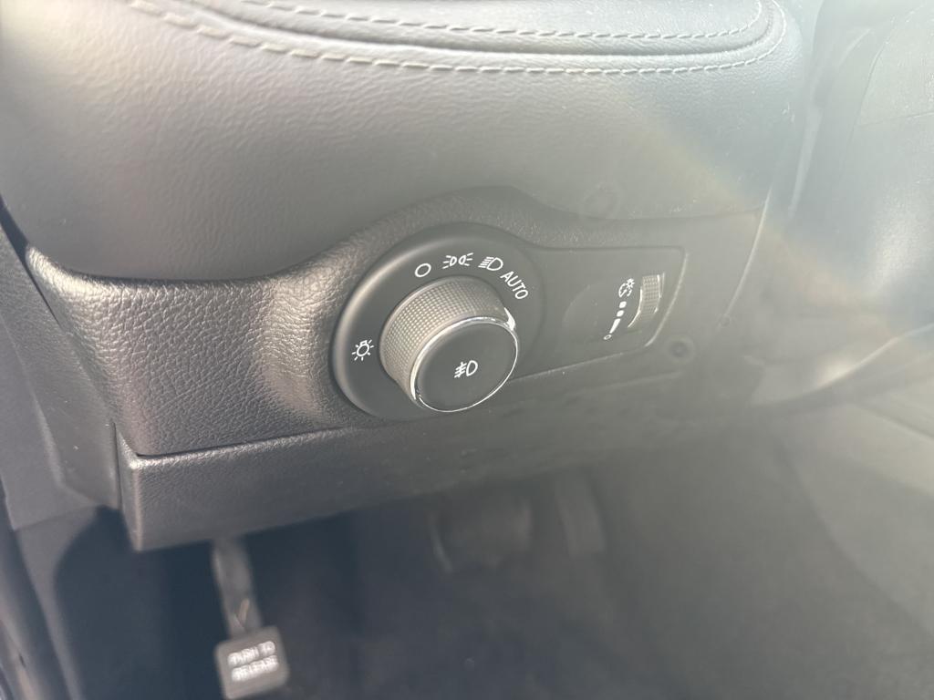 used 2022 Dodge Durango car, priced at $30,322