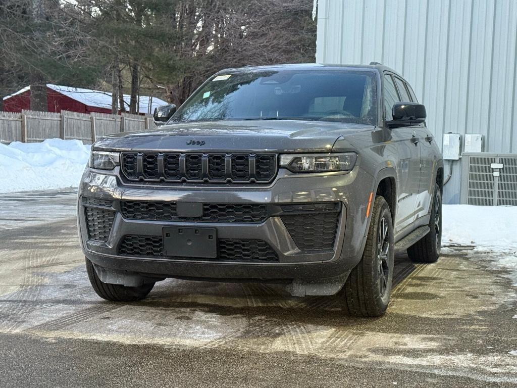 new 2026 Jeep Grand Cherokee car, priced at $51,145
