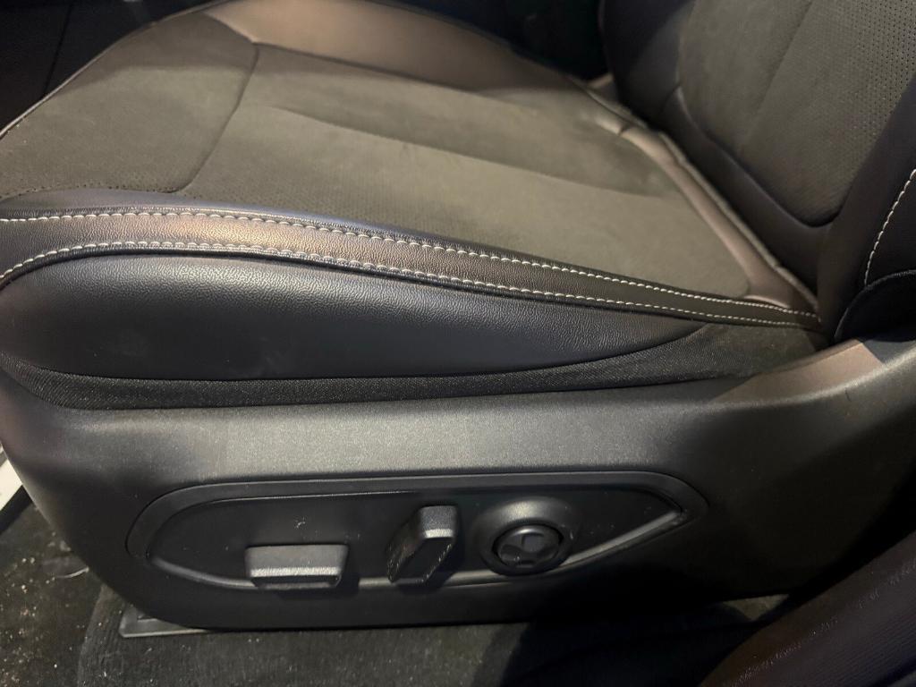 new 2026 Jeep Grand Cherokee car, priced at $51,145