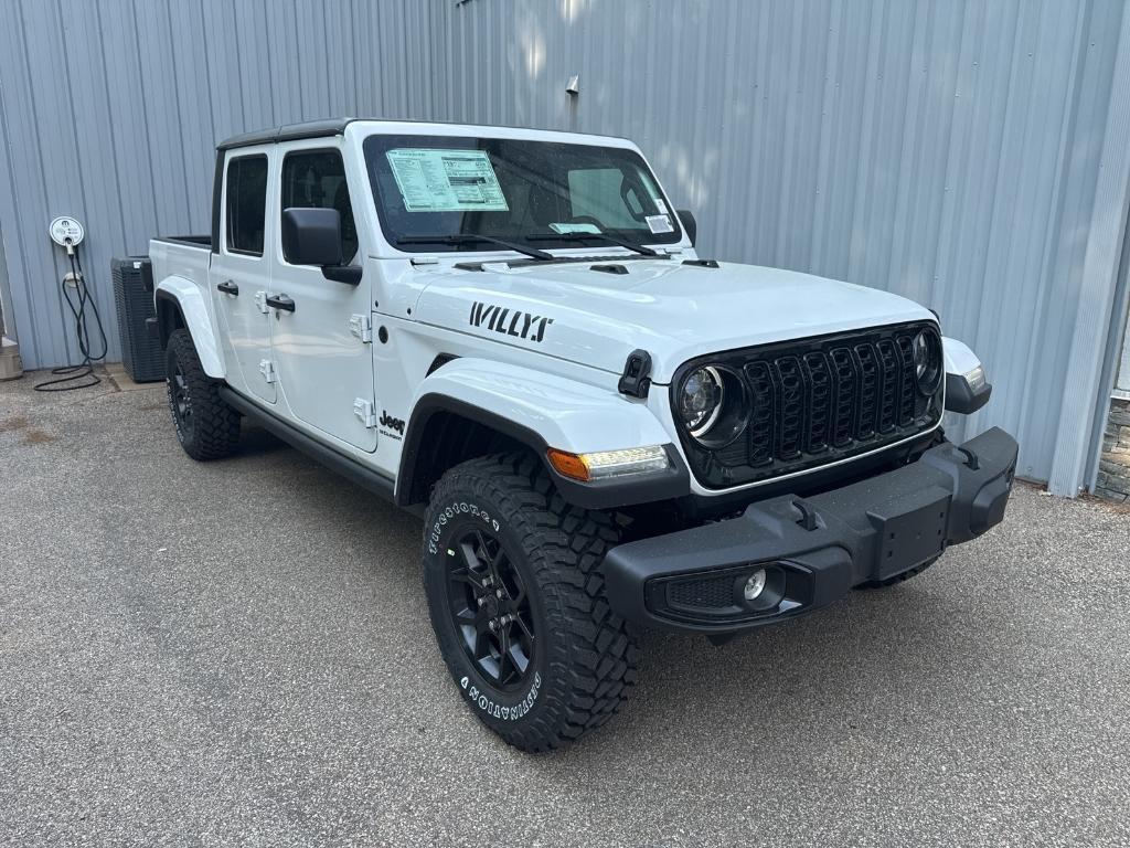 new 2025 Jeep Gladiator car, priced at $48,404