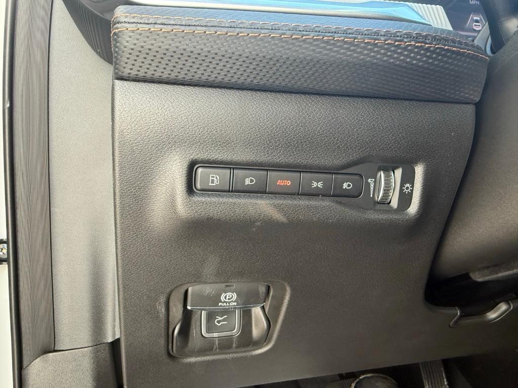 new 2026 Jeep Cherokee car, priced at $42,220