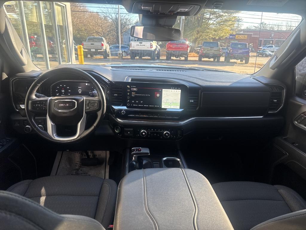 used 2023 GMC Sierra 1500 car, priced at $37,196