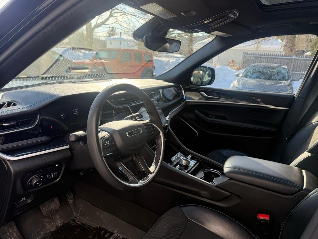 used 2023 Jeep Grand Cherokee 4xe car, priced at $31,682