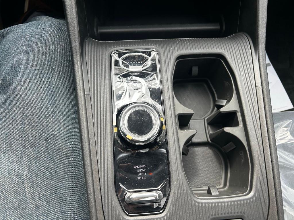 new 2026 Jeep Cherokee car, priced at $46,657