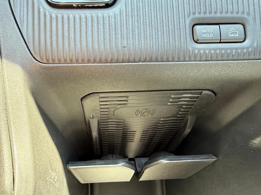 new 2026 Jeep Cherokee car, priced at $42,220