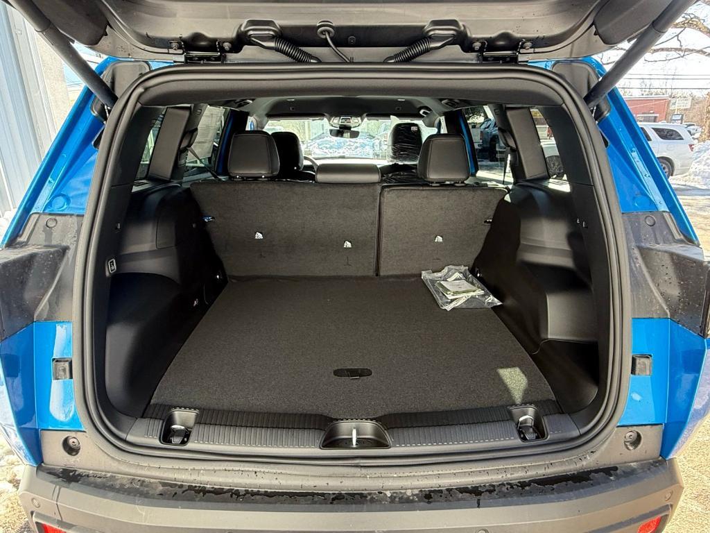 new 2026 Jeep Cherokee car, priced at $40,954