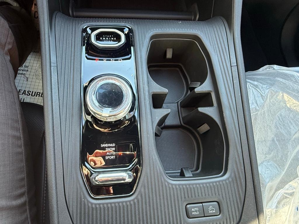 new 2026 Jeep Cherokee car, priced at $42,220