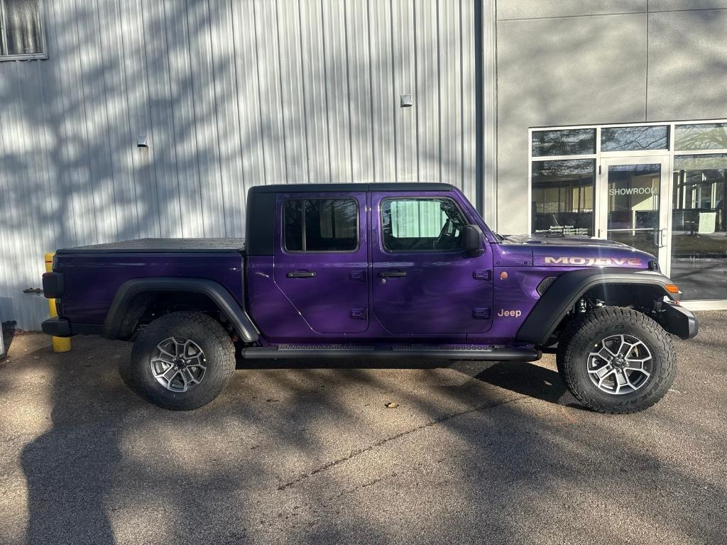 new 2026 Jeep Gladiator car, priced at $64,165