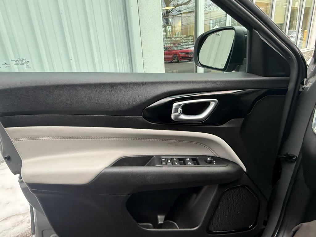 used 2022 Jeep Compass car, priced at $24,294