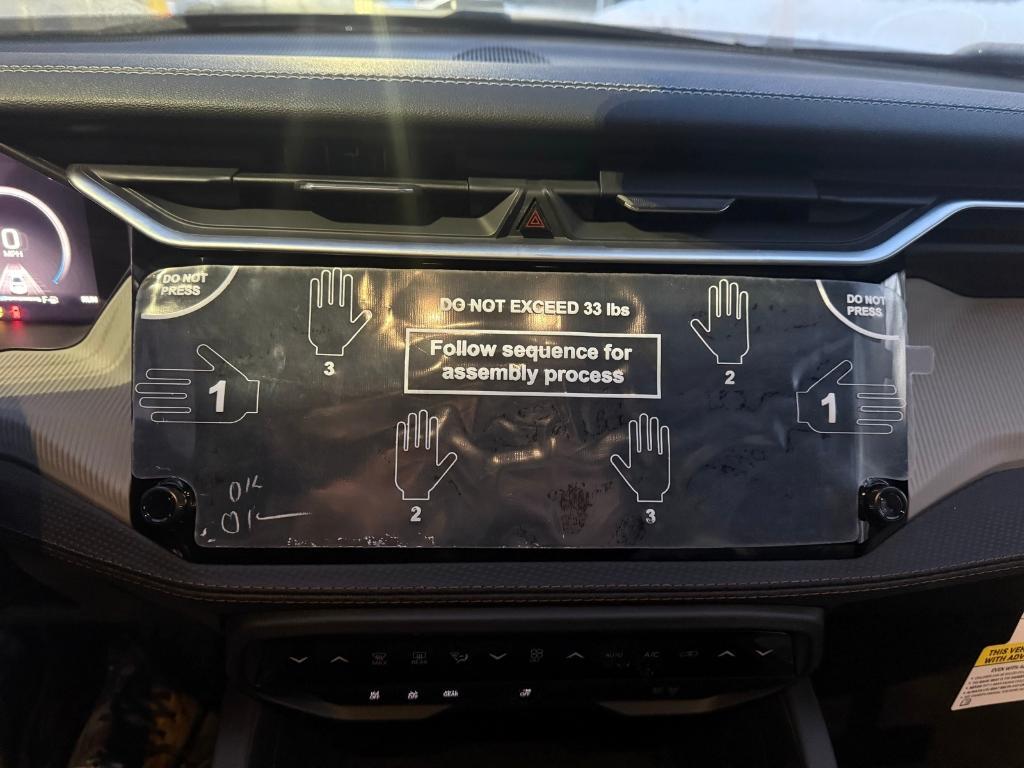 new 2026 Jeep Cherokee car, priced at $42,220