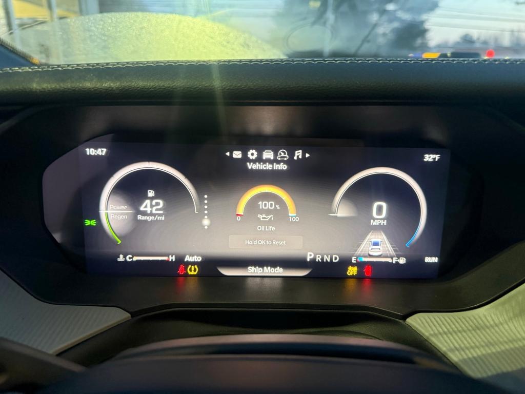 new 2026 Jeep Cherokee car, priced at $42,220