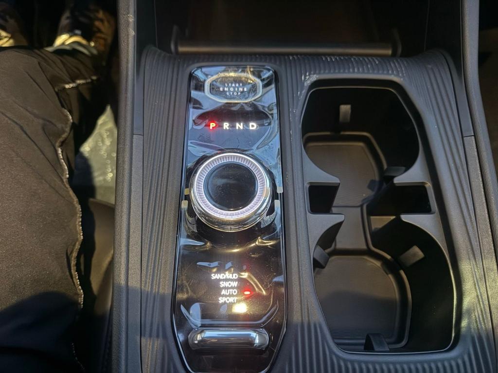 new 2026 Jeep Cherokee car, priced at $40,954
