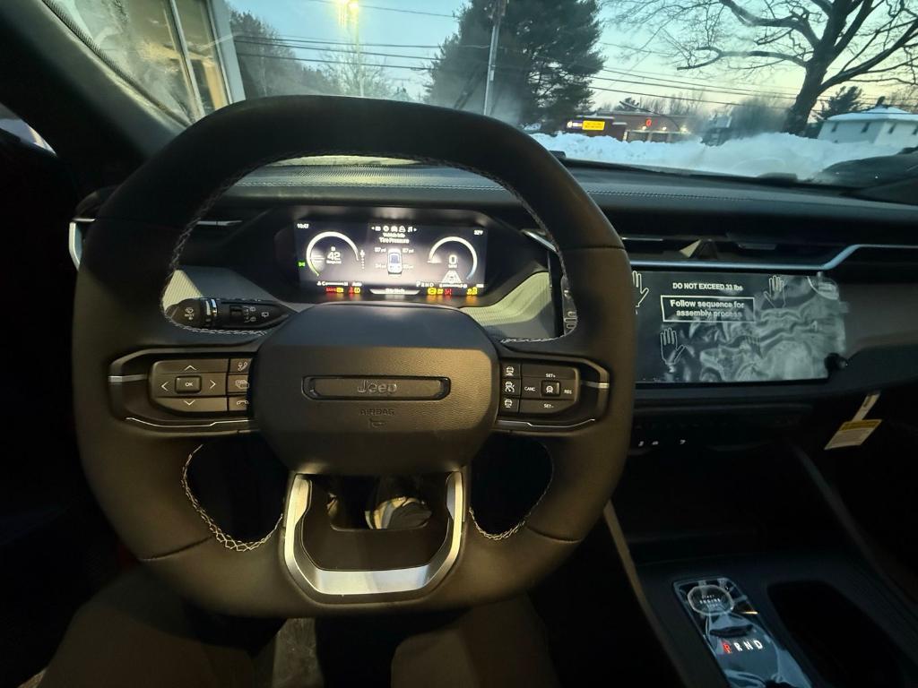 new 2026 Jeep Cherokee car, priced at $40,954