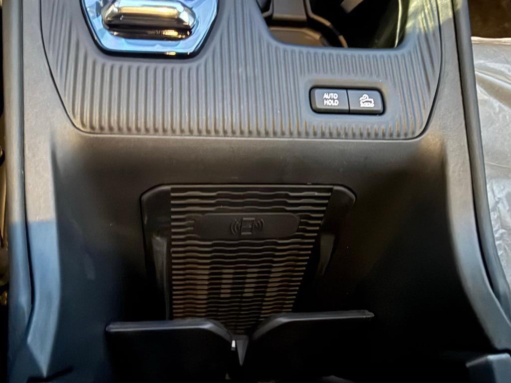 new 2026 Jeep Cherokee car, priced at $40,954