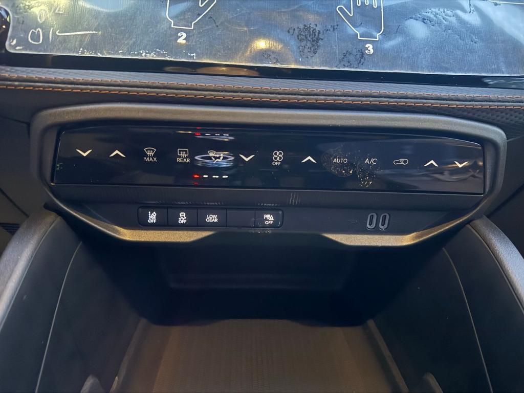 new 2026 Jeep Cherokee car, priced at $40,954