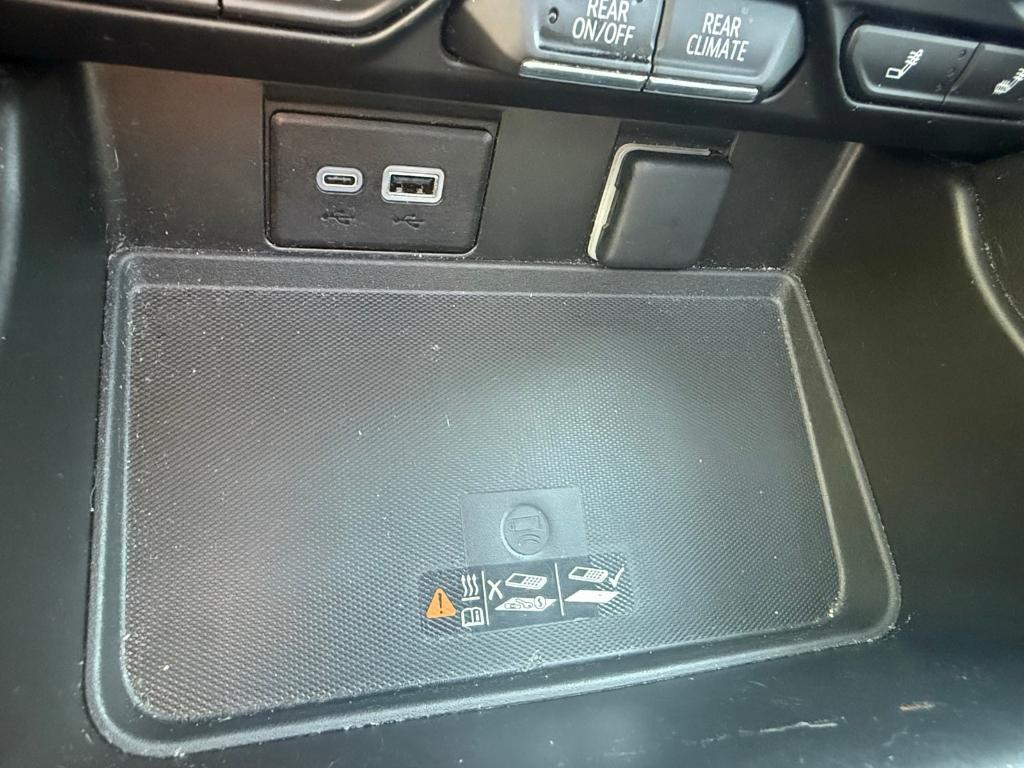 used 2024 Chevrolet Tahoe car, priced at $59,389