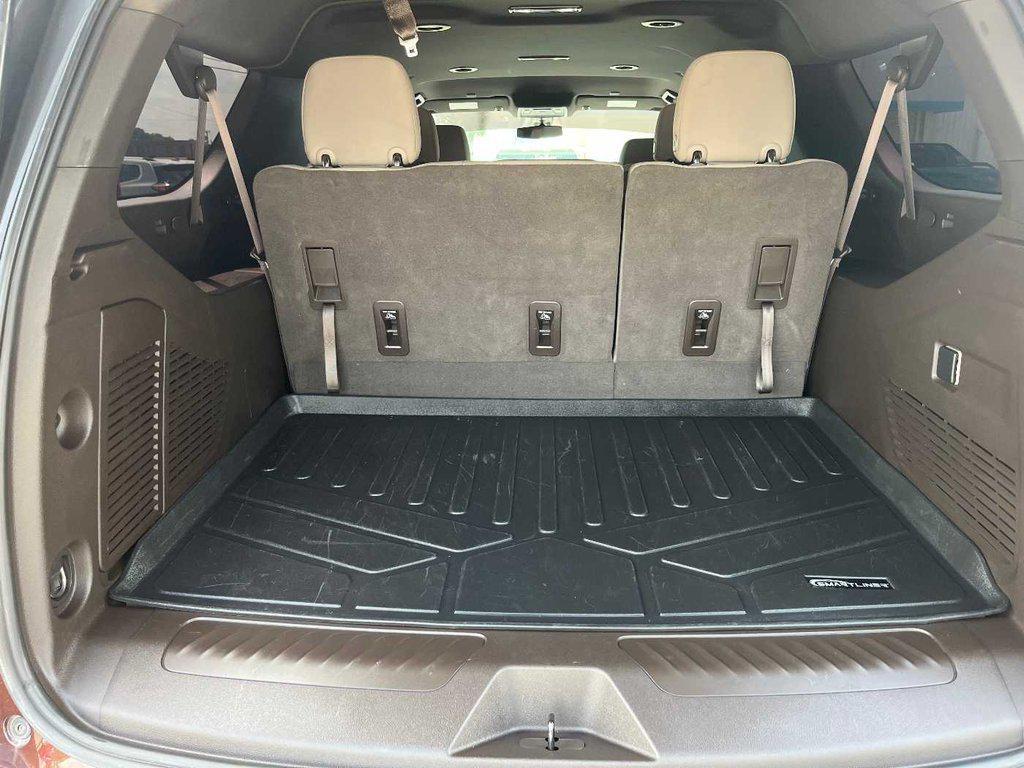 used 2022 GMC Yukon XL car, priced at $49,990