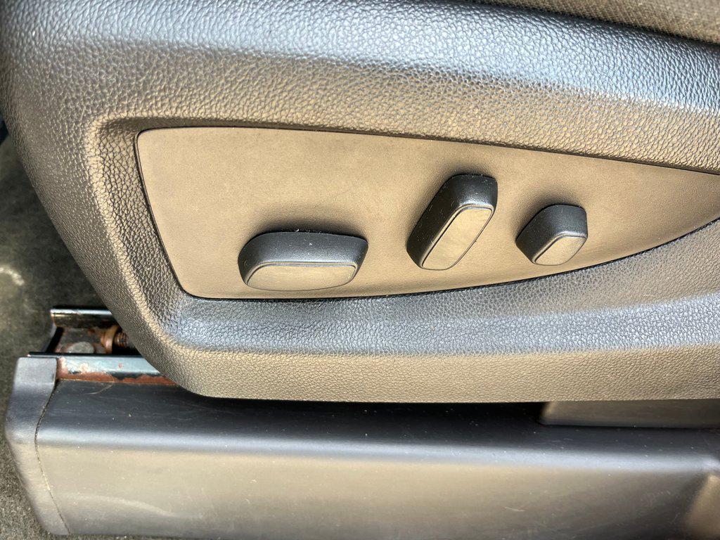 used 2015 Chevrolet Silverado 1500 car, priced at $19,990