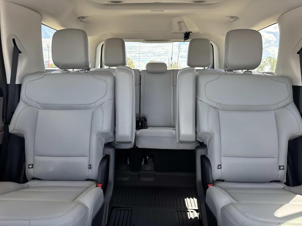 new 2026 Ford Expedition car, priced at $72,140