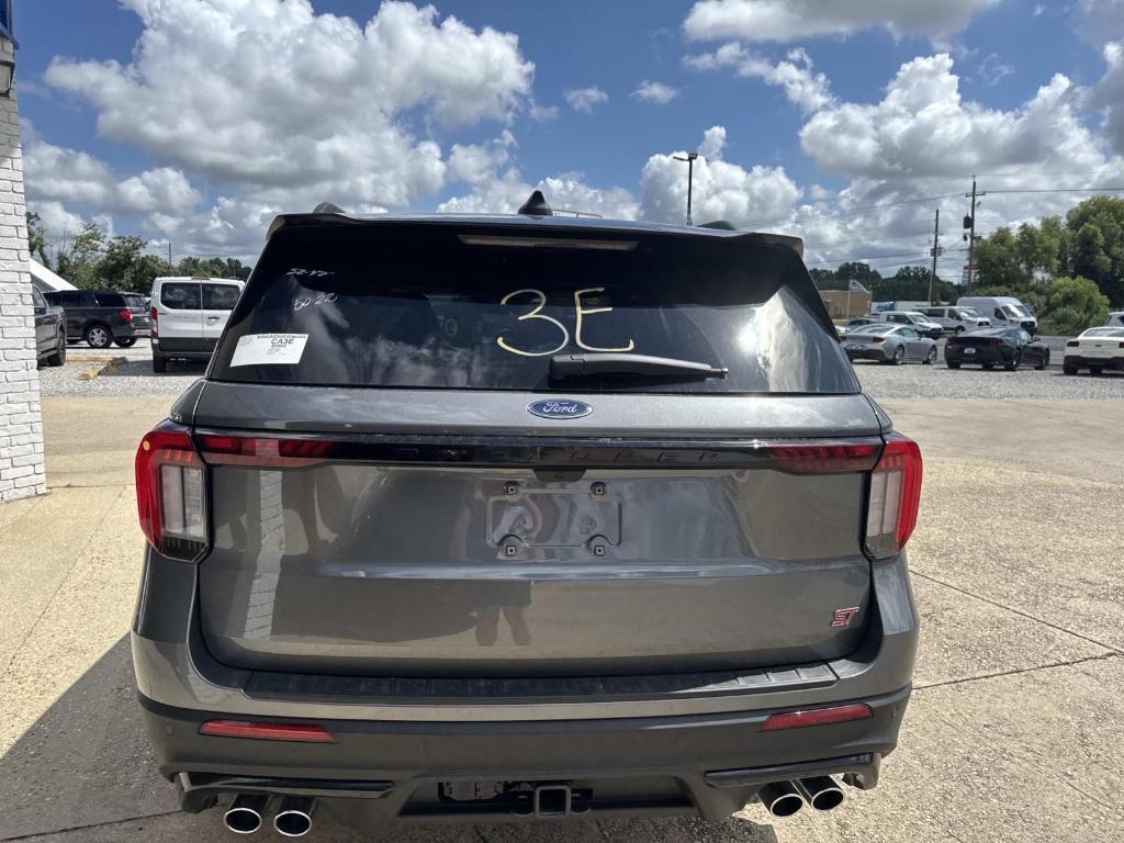 new 2025 Ford Explorer car, priced at $64,580