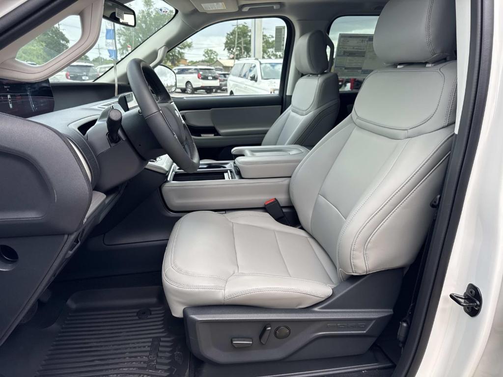 new 2026 Ford Expedition Max car, priced at $76,880