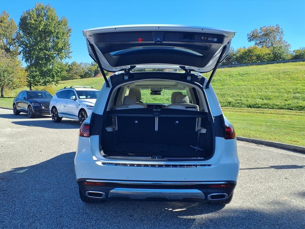 new 2026 Mercedes-Benz GLS 450 car, priced at $92,330
