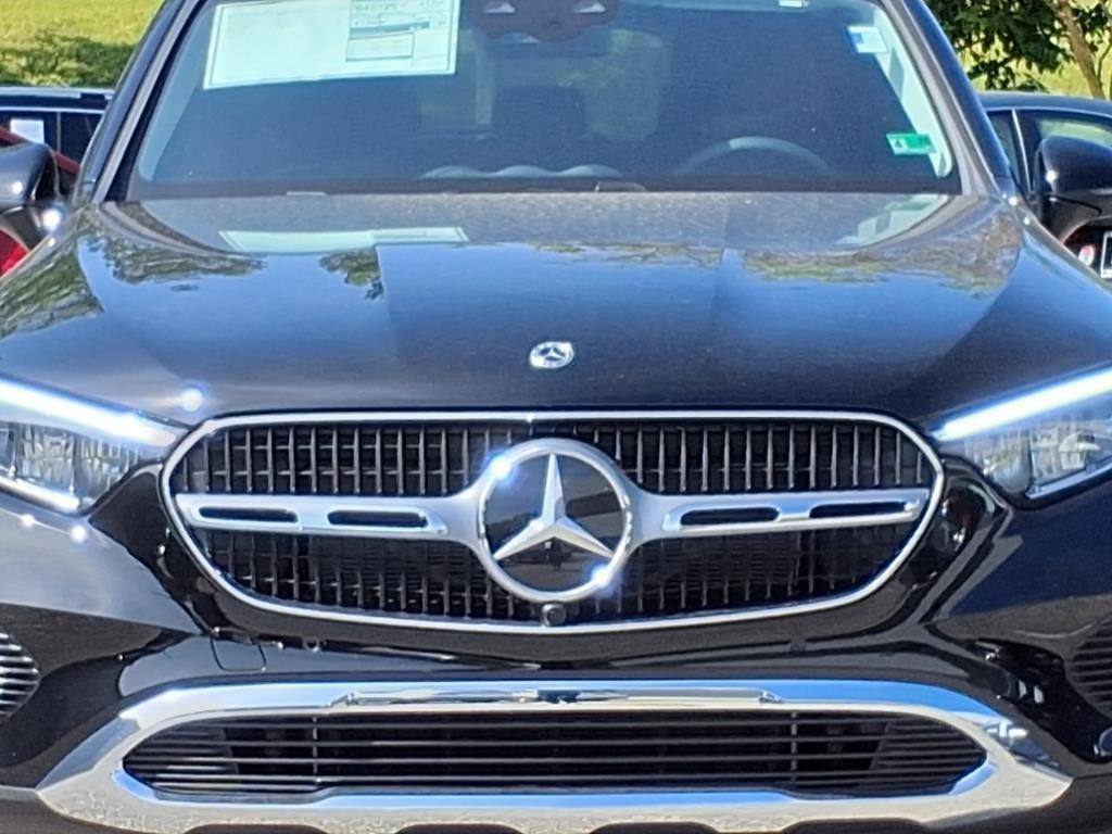 new 2025 Mercedes-Benz GLC 350e car, priced at $63,650