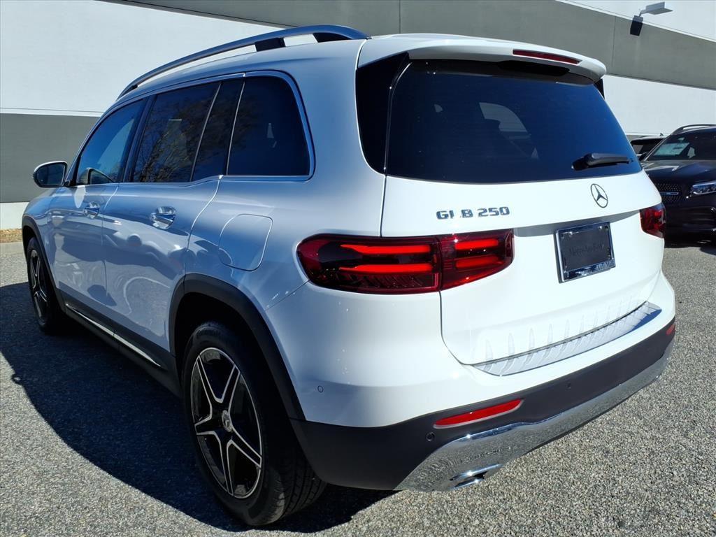 new 2026 Mercedes-Benz GLB 250 car, priced at $49,570