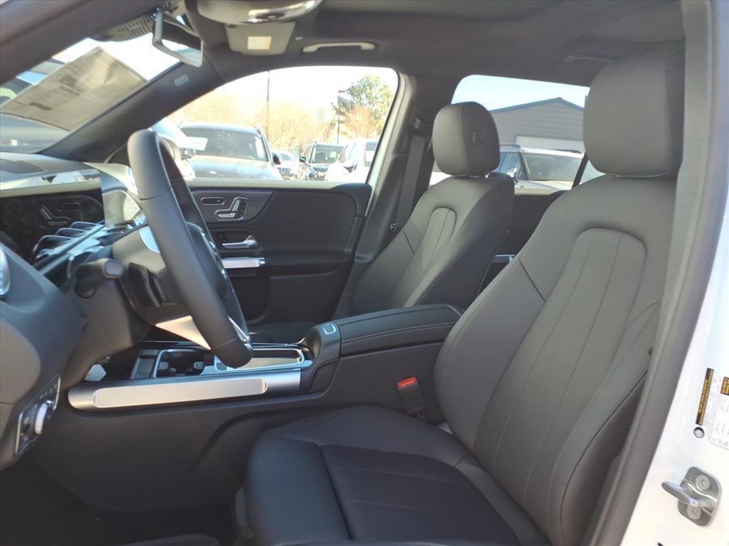new 2026 Mercedes-Benz GLB 250 car, priced at $49,570