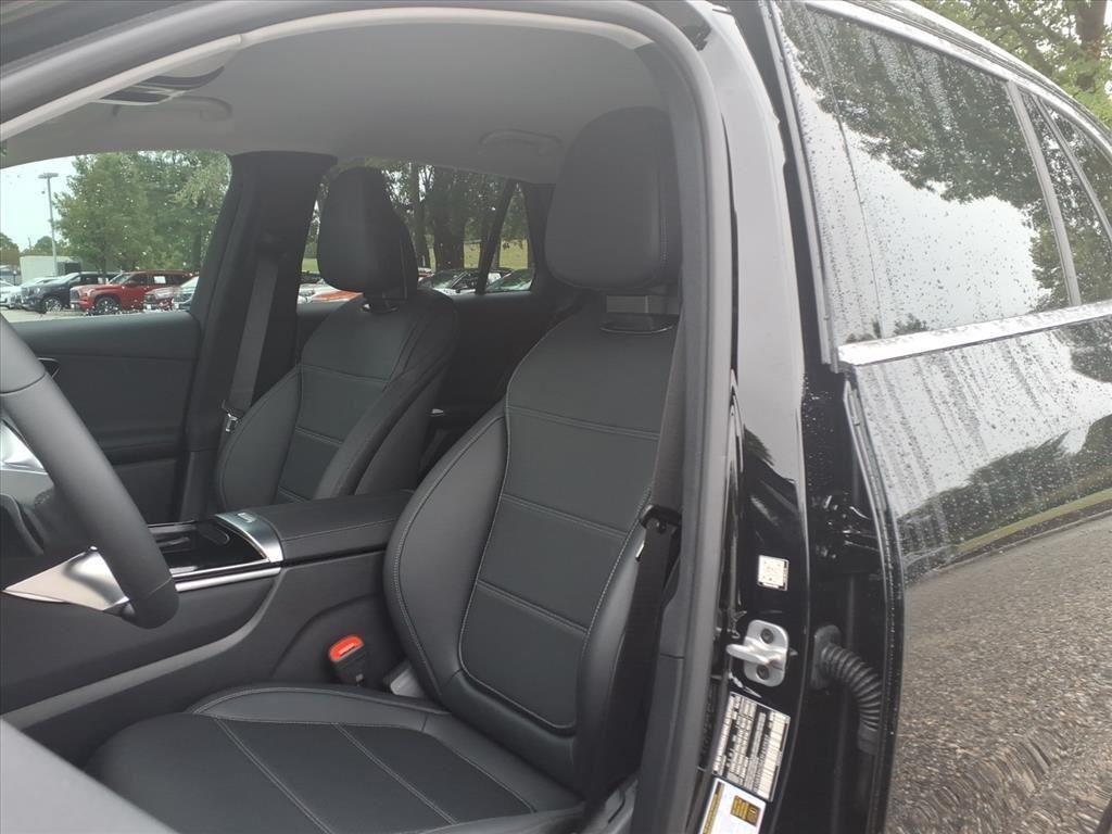 new 2026 Mercedes-Benz GLC 350e car, priced at $61,550
