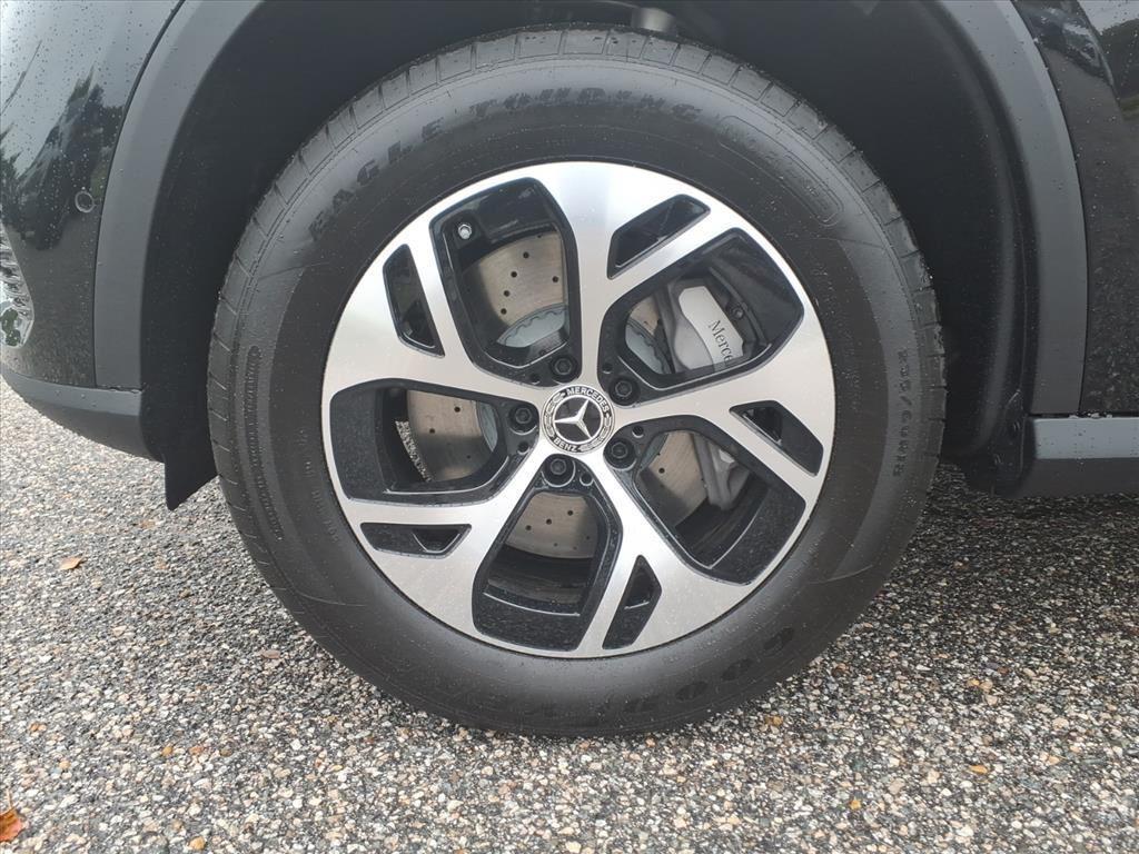 new 2026 Mercedes-Benz GLC 350e car, priced at $61,550