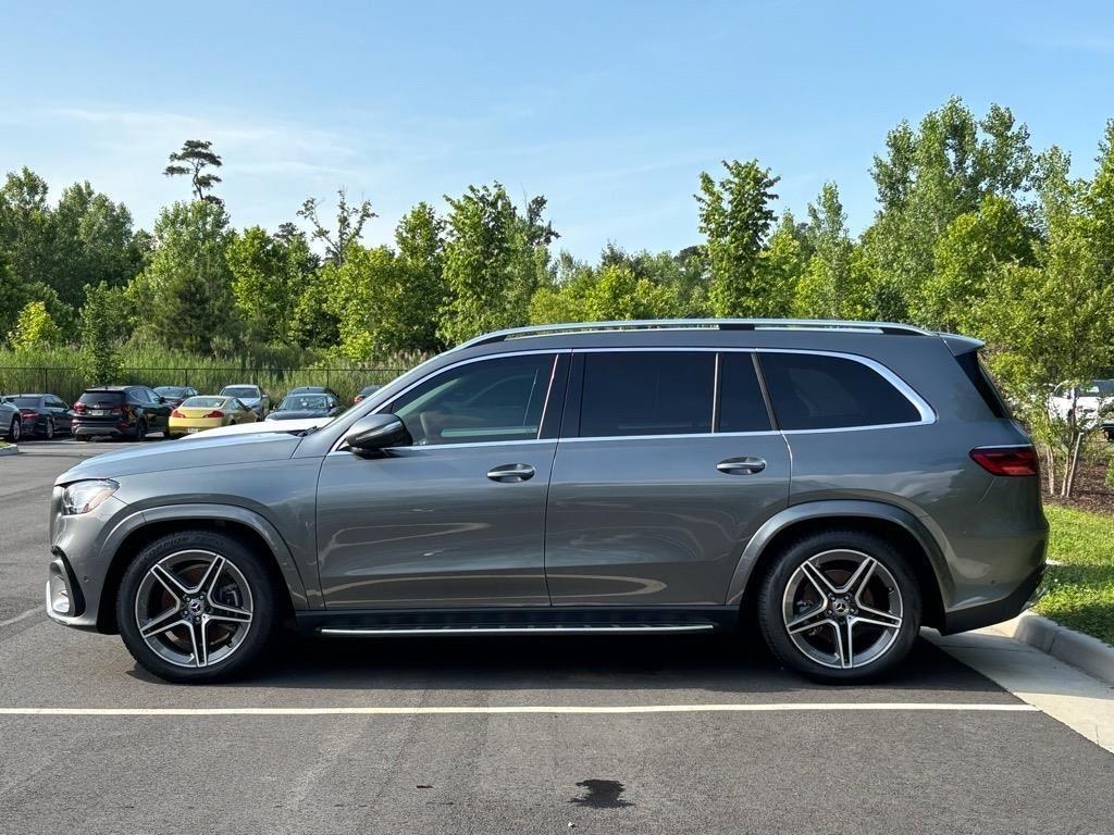 new 2025 Mercedes-Benz GLS 450 car, priced at $100,155