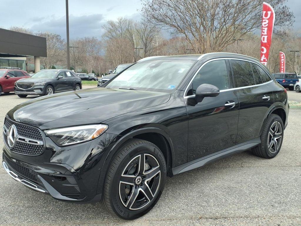 new 2026 Mercedes-Benz GLC 300 car, priced at $56,785
