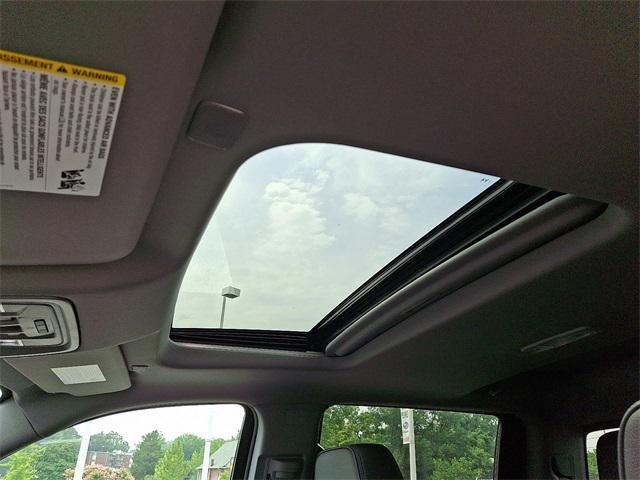 new 2025 GMC Sierra 1500 car, priced at $71,243