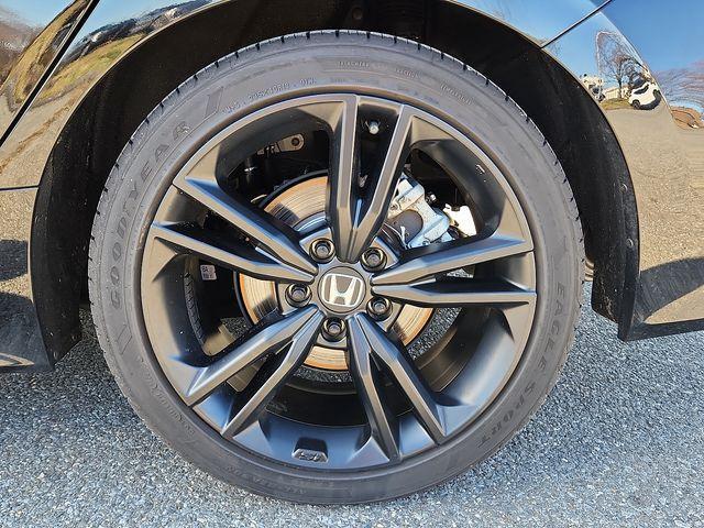 used 2025 Honda Civic Si car, priced at $30,995