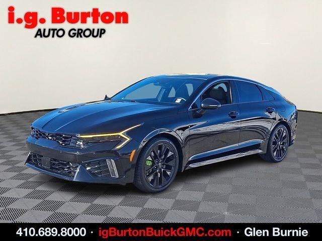 used 2025 Kia K5 car, priced at $30,995