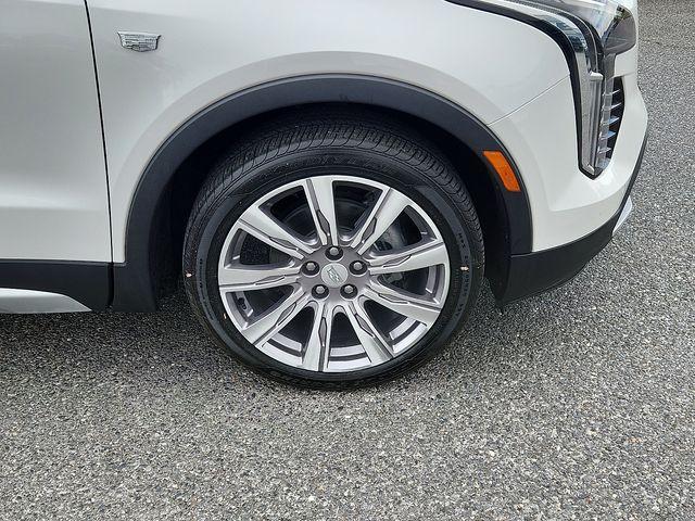 used 2021 Cadillac XT4 car, priced at $27,294