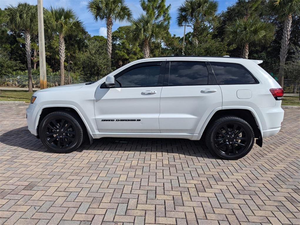 used 2022 Jeep Grand Cherokee car, priced at $24,994